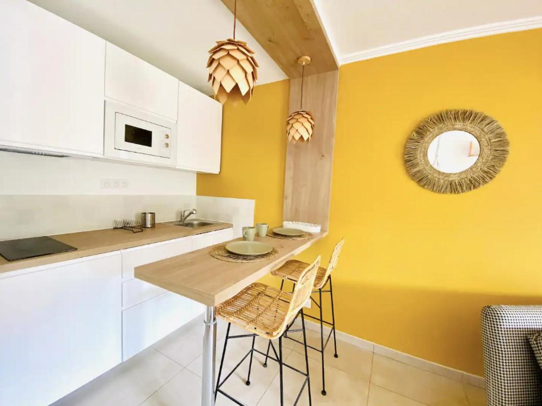 Studio Terrasse & Parking Gratuit En Residence Nîmes Extérieur photo
