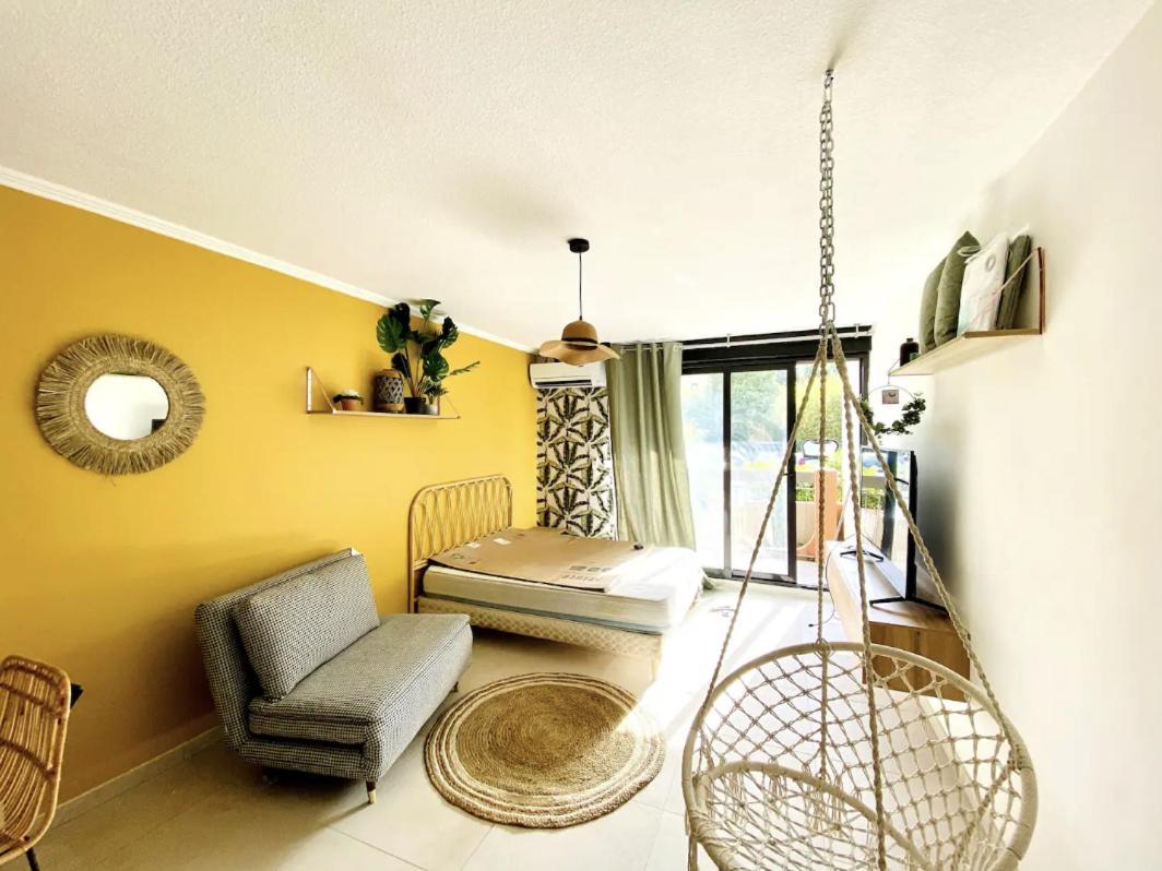 Studio Terrasse & Parking Gratuit En Residence Nîmes Extérieur photo